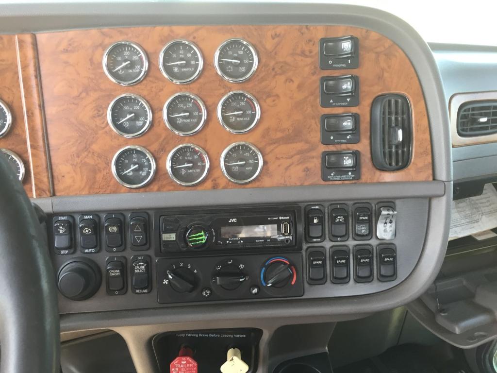 2010 Peterbilt 367 Truck Tractor,