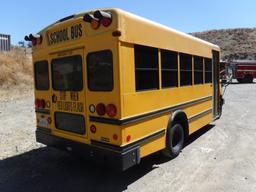 Chevrolet C3500 24-Passenger Bus,