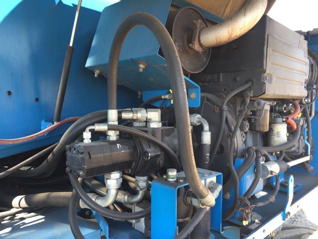 2008 Genie S-85 Boom Lift,