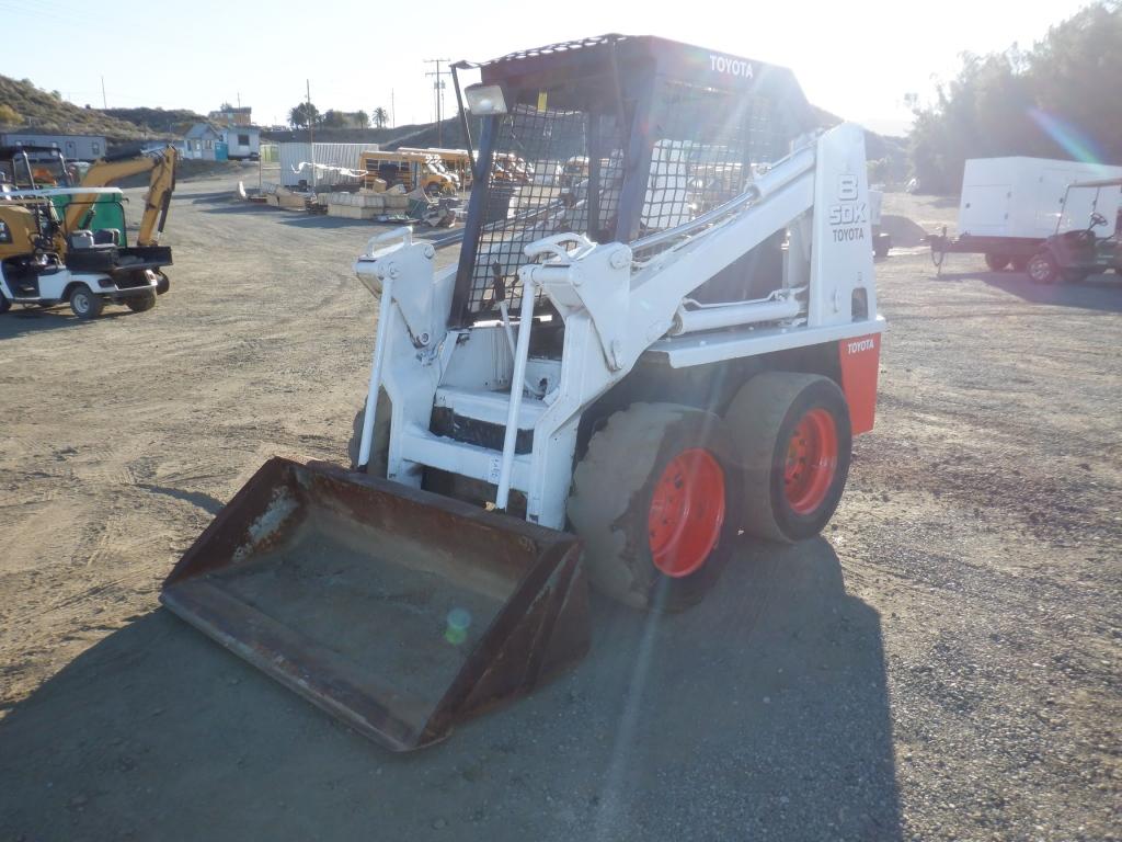 Toyota 8SDK Skid Steer Loader,