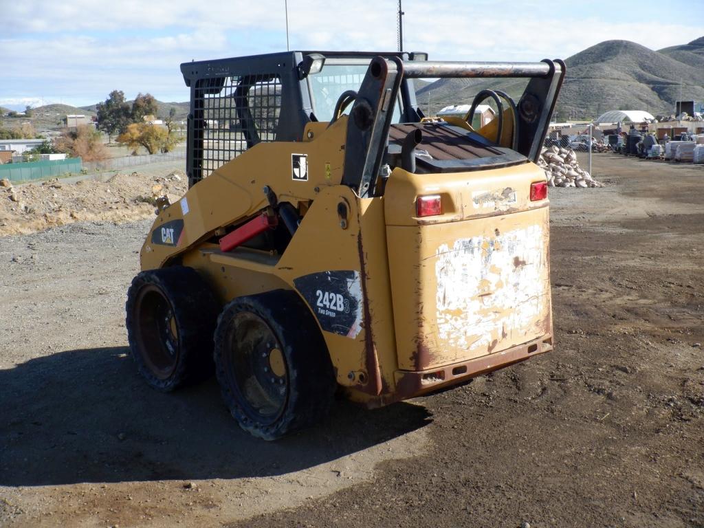 2012 Caterpillar 242B3 Skid Steer Loader,