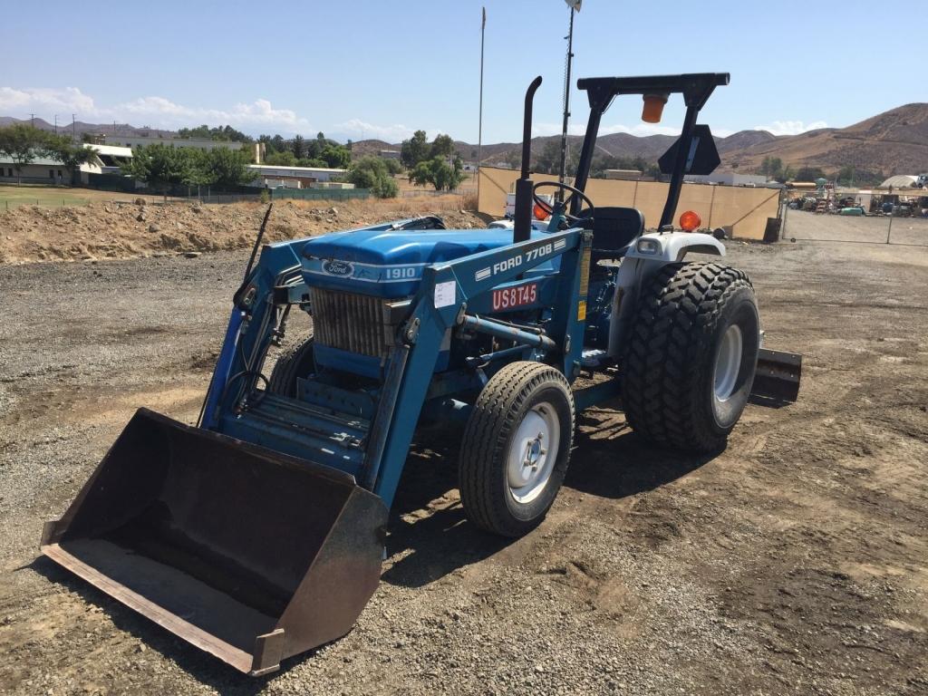 Ford 770B Agricultural Tractor,