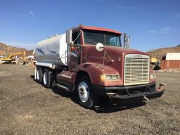 Freightliner 4000 Gallon Water Truck,