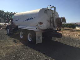 Freightliner 4000 Gallon Water Truck,