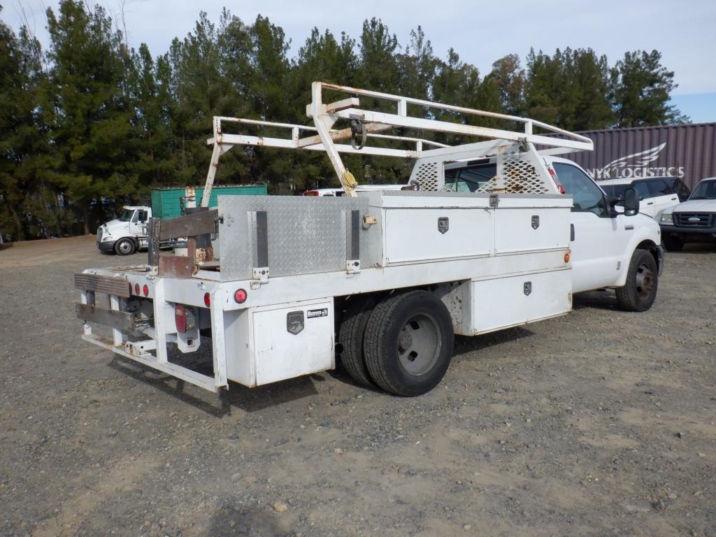 Ford F350XL Flatbed Truck,