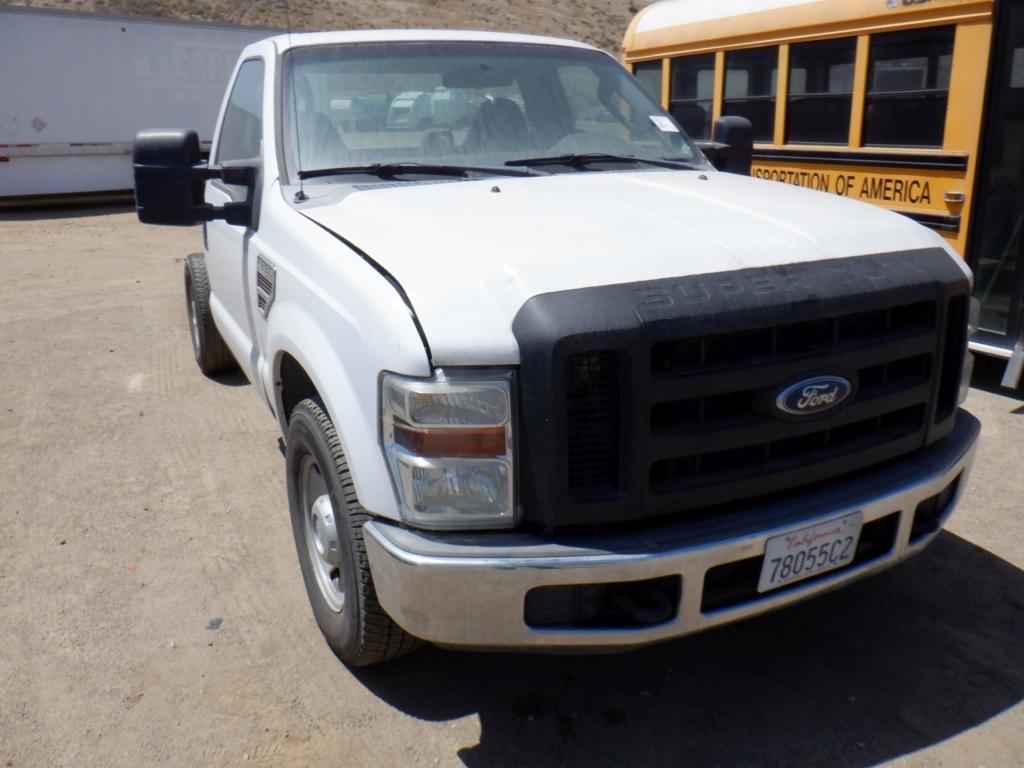 Ford F250XL Cab & Chassis,