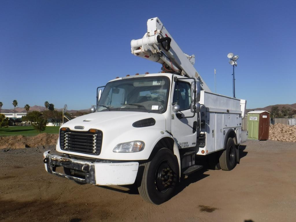 Freightliner Business Class M2 Bucket Truck,