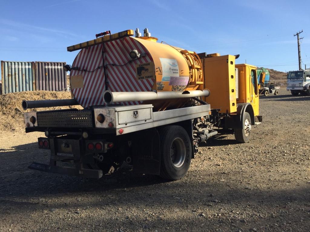 American LaFrance Condor Vacuum Truck,