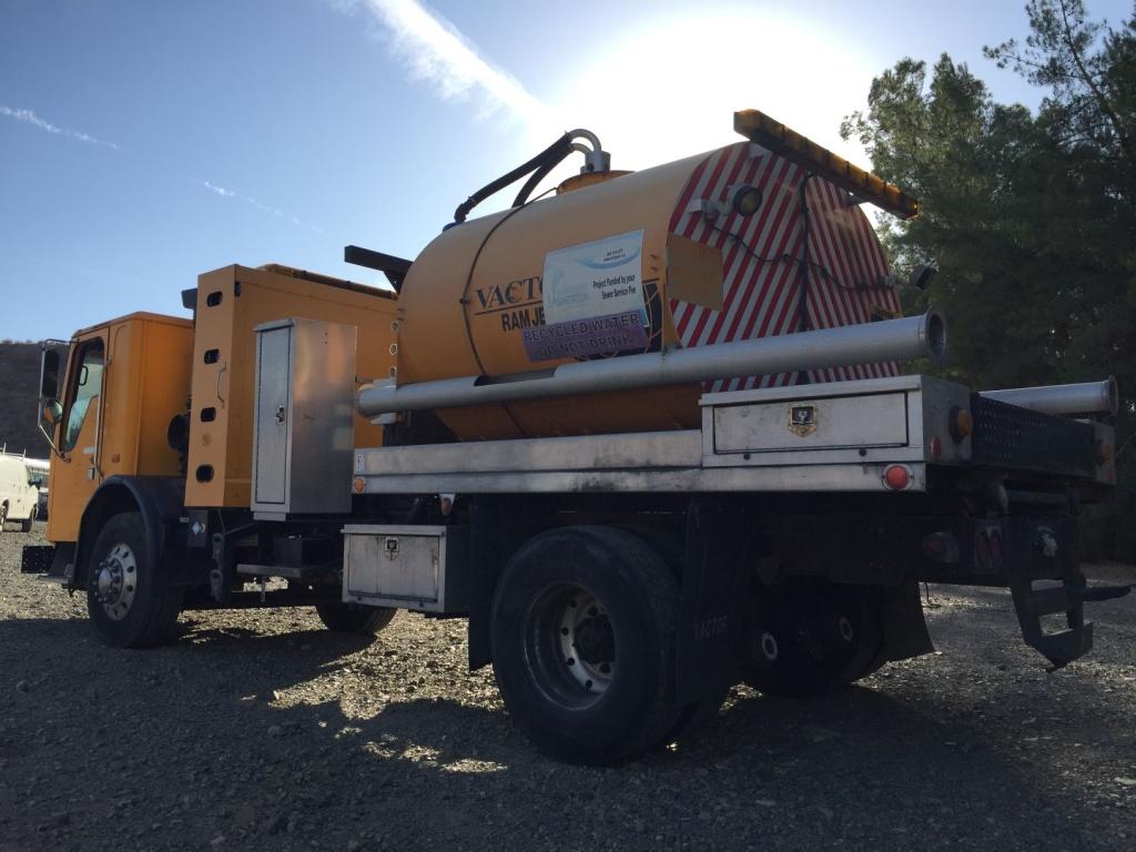 American LaFrance Condor Vacuum Truck,