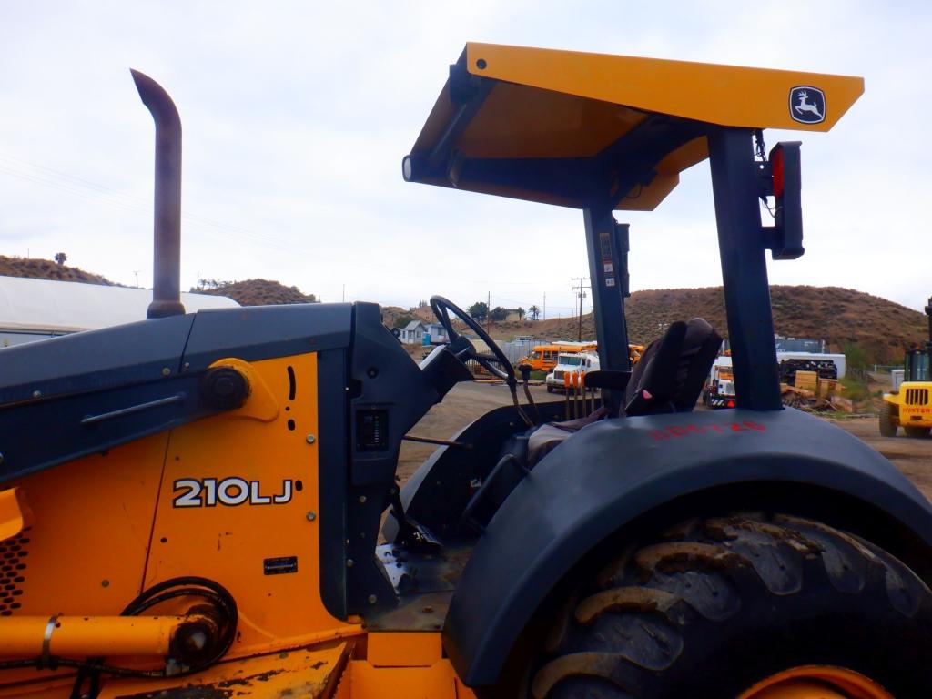 John Deere 210 LJ Skip Loader,