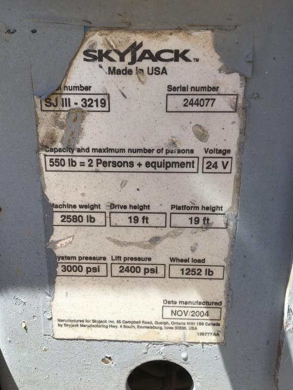 2004 SkyJack SJIII 3219 Scissorlift,