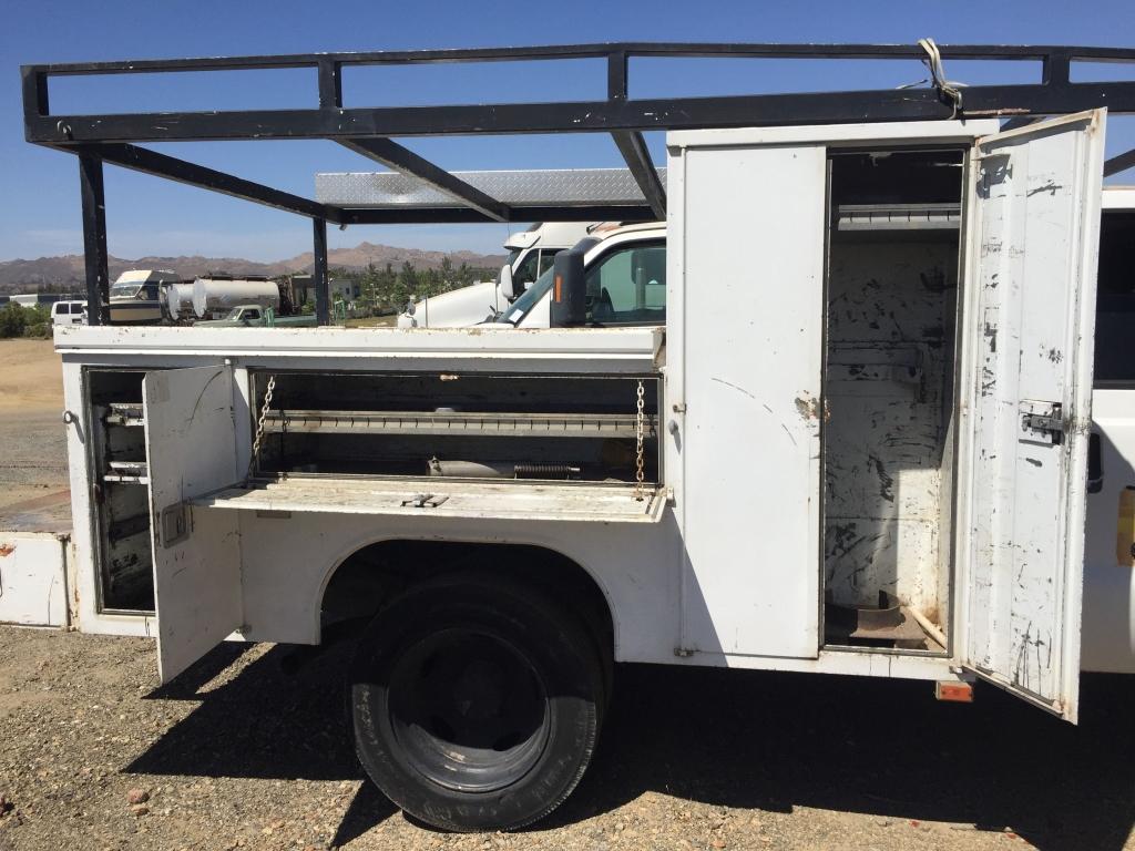 Ford F450 Service Truck,