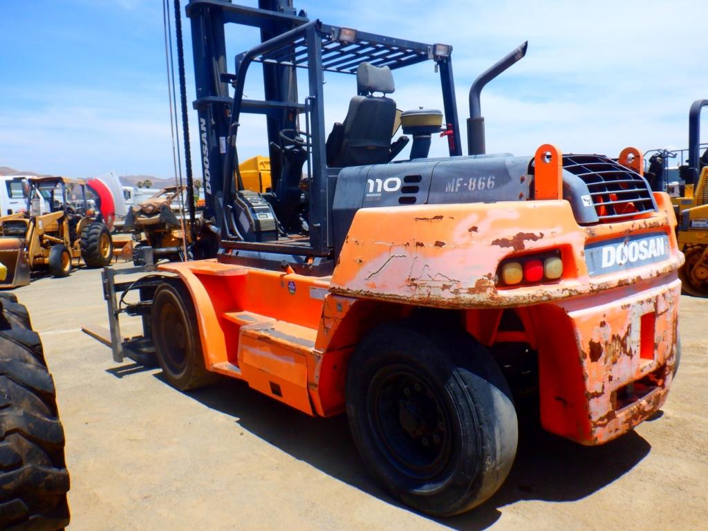 2010 Doosan 110S-5 Industrial Forklift,