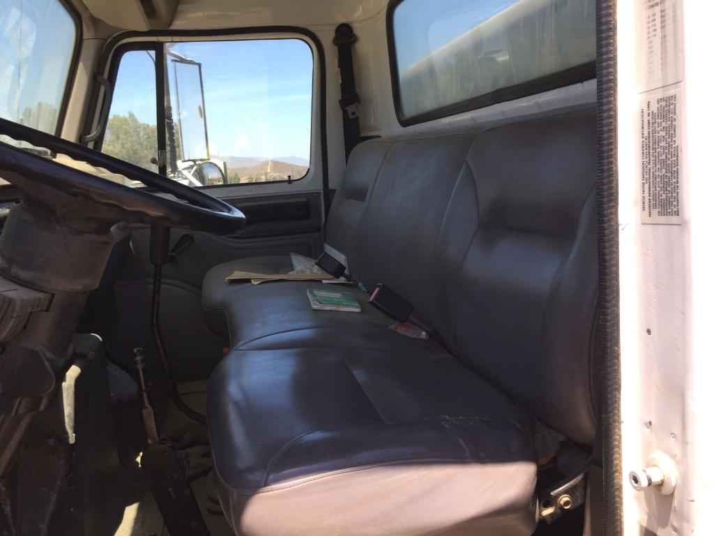 International 4700 Mechanics Truck,