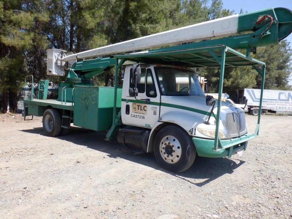 International 4300 Bucket Truck,