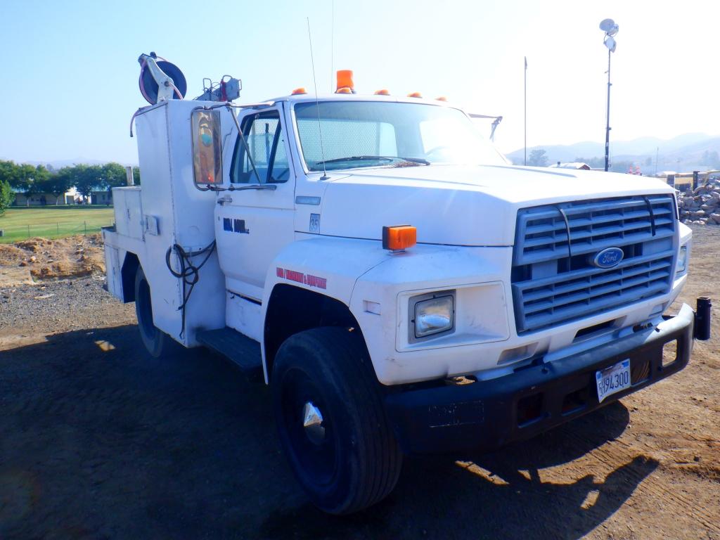 Ford Mechanics Truck,