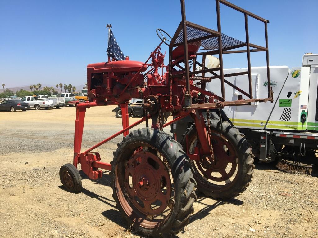 Vintage International Harvester Agricultural