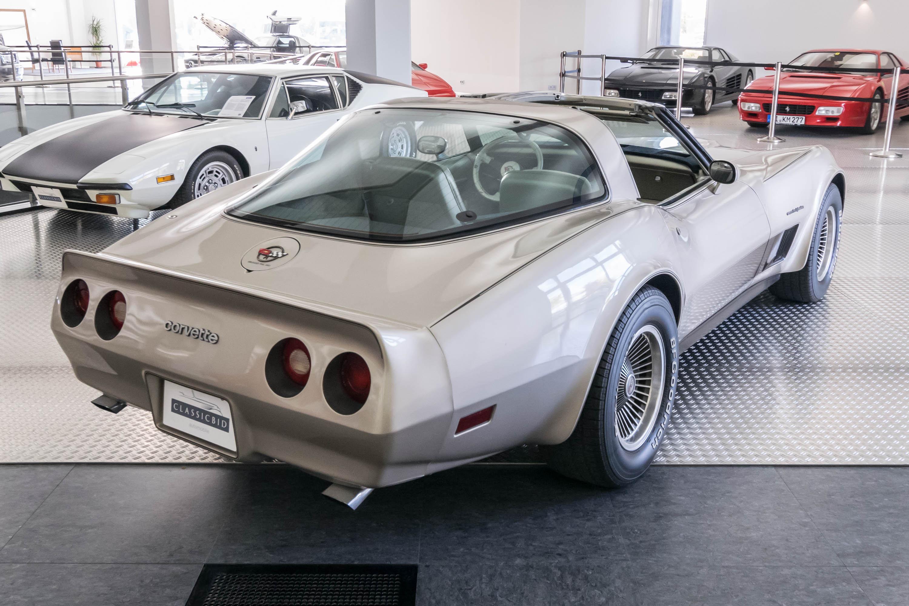 1982 Chevrolet Corvette (C3) Collectors Edition