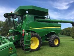 2018 John Deere S780 Combine