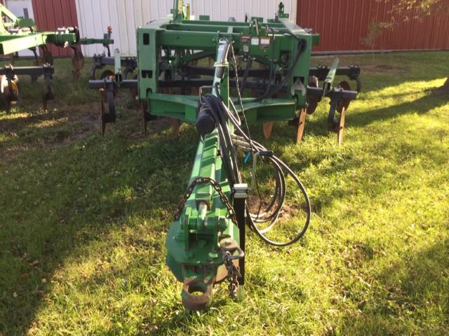 2006 John Deere 2700 5-Shank Ripper