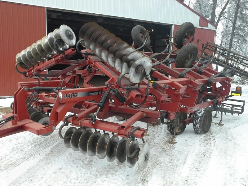 Case IH 4400 Soil Finisher