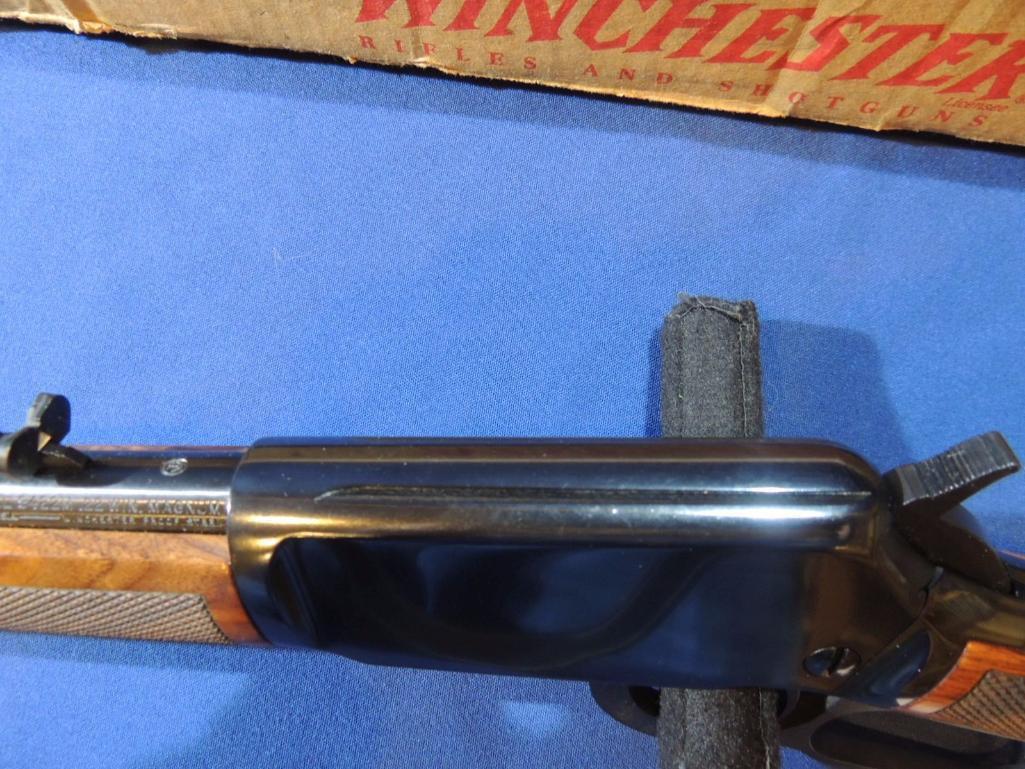 Boxed Winchester Model 9422M 22 Win Mag