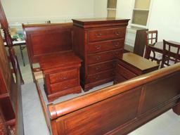 Four Piece Cherry King Size Bedroom Suite