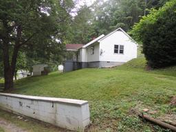 Absolute Real Estate Auction - Home on 9.5 Acres