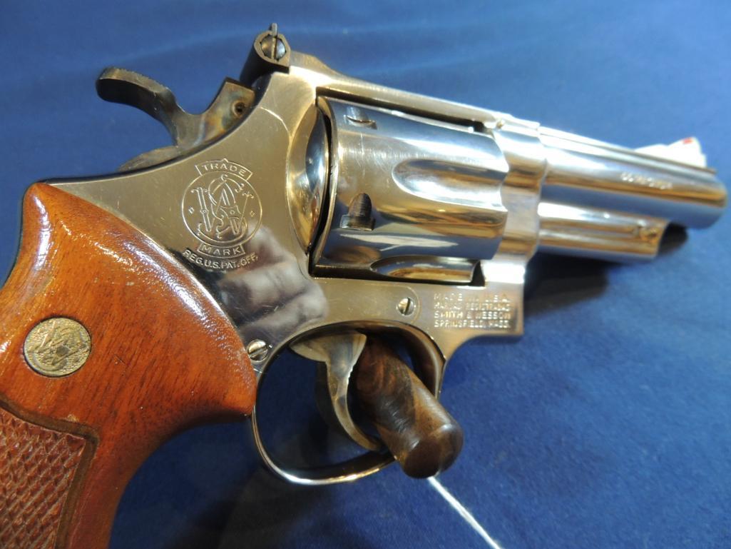 Smith & Wesson Model 29-2 44 Magnum