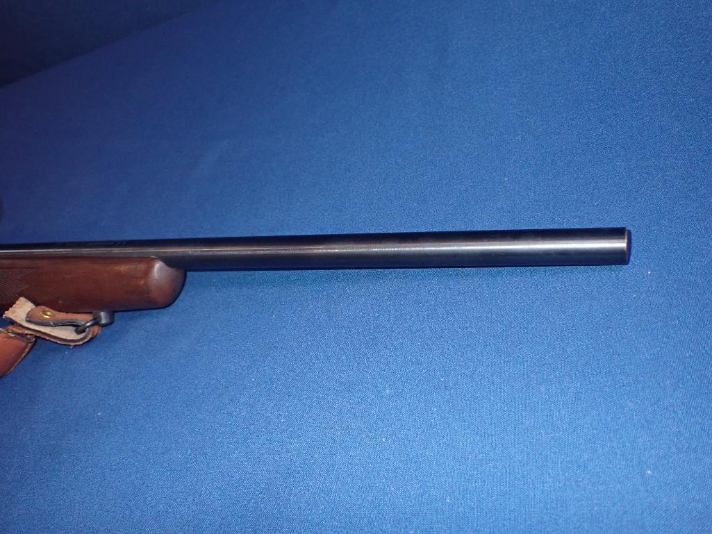 Mossberg & Sons Model 640KD Chuckster 22 Magnum