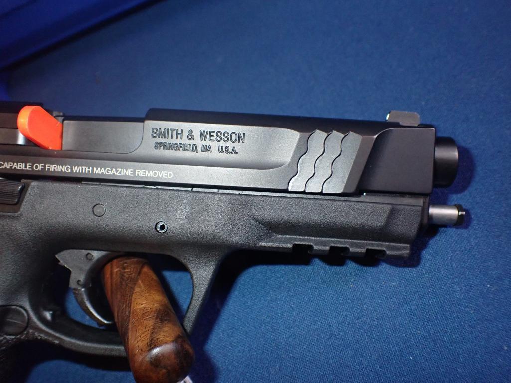 Smith & Wesson M&P45 Two Barrel Set