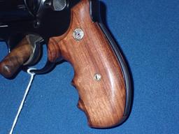 Smith & Wesson Model 29-5 44 Magnum