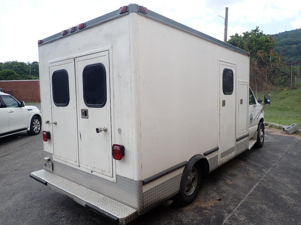 1999 Ford E350 Ambulance Van