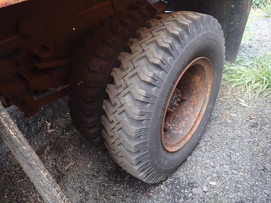 1993 Ford F700 Diesel Snow Removal Dump Truck