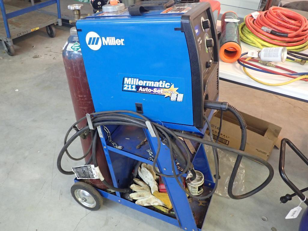 Miller Millermatic 211 Welder