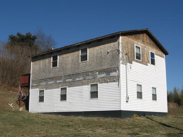 Home and Land located at 125 Dill St., Narrows, VA