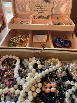 Jewelry Box and Additional Holiday Jewelry
