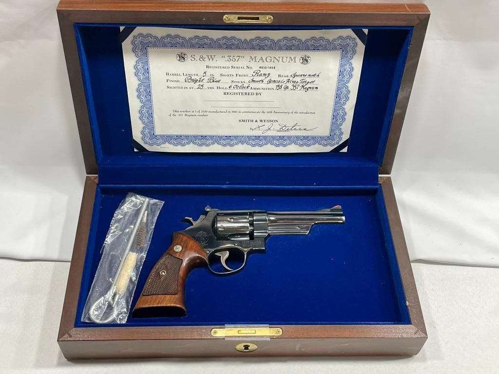 Boxed Smith & Wesson Model 27-2, 357 Registered Magnum Revolver