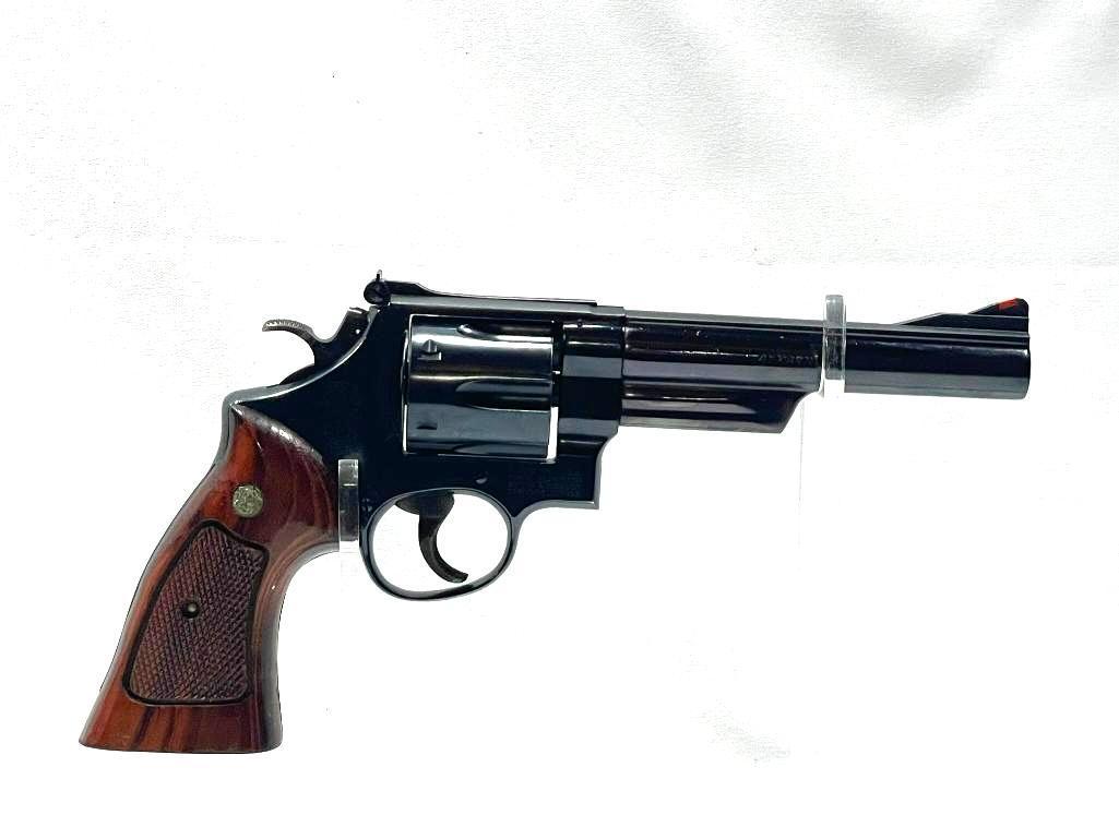 Boxed Smith & Wesson Model 57, 41 Magnum Revolver