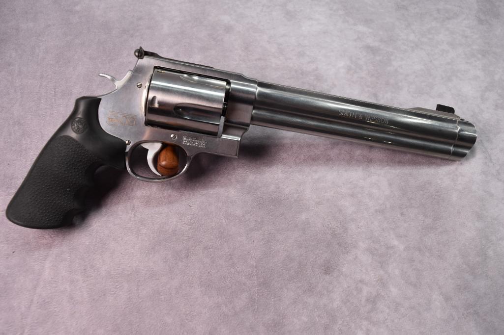 Boxed Smith and Wesson Model 500, .500 Magnum Revolver