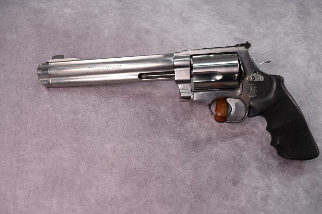 Boxed Smith and Wesson Model 500, .500 Magnum Revolver