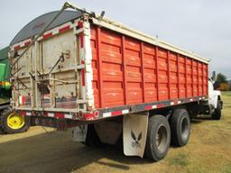 1975 IH Fleetstar 2070A Diesel Twin Screw