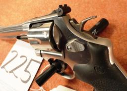 S&W 629-5 Classic Revolver, 44-Magnum, Stainless, SN:CEL8111 (Handgun)
