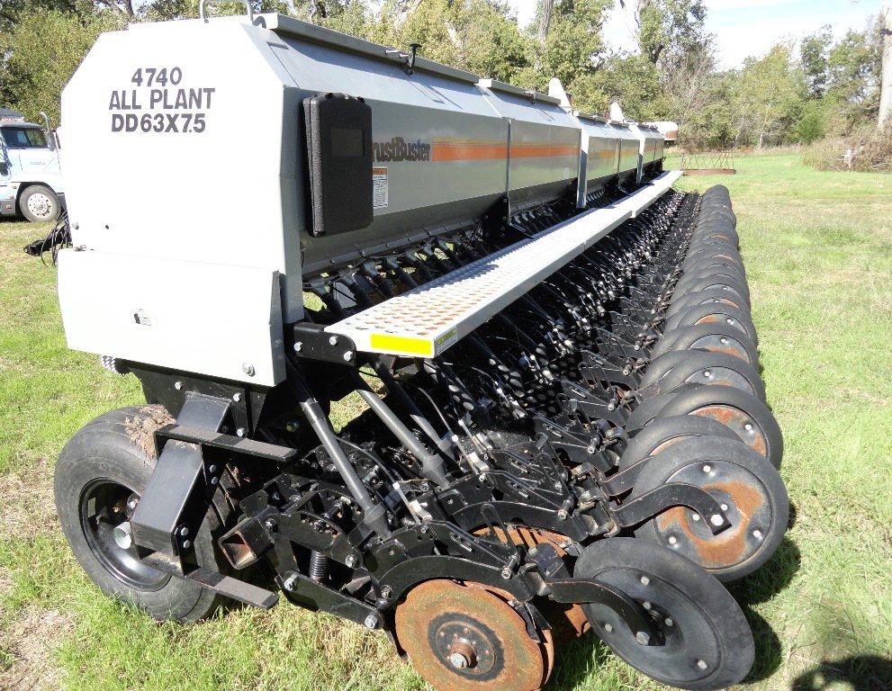 2010 CrustBuster 4740 All Plant Double Disc Drill, 63 x 7.5 Hyd. Drive, Liquid Fertilizer Tubes