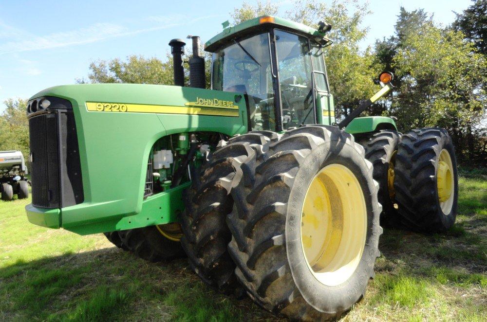 2004 JD 9220 4x4 Tractor, 620/70R 42 Duals, Bareback, 3147 Hrs., SN:21719