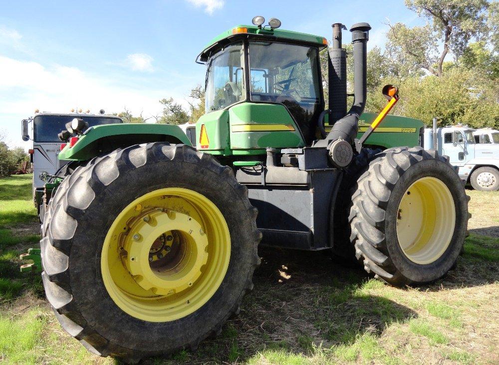 2004 JD 9220 4x4 Tractor, 620/70R 42 Duals, Bareback, 3147 Hrs., SN:21719