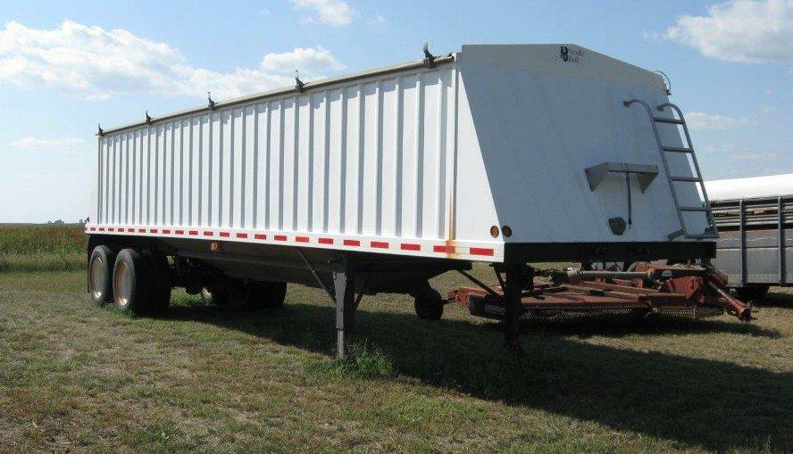 2005 Neville 34’ Grain Trailer, New Tarp