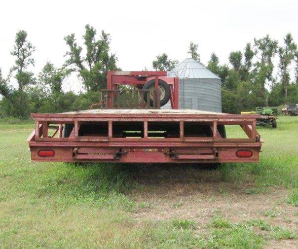 26’ Titan Goose Neck Flatbed Trailer (22’ with 4’ Drop Deck)