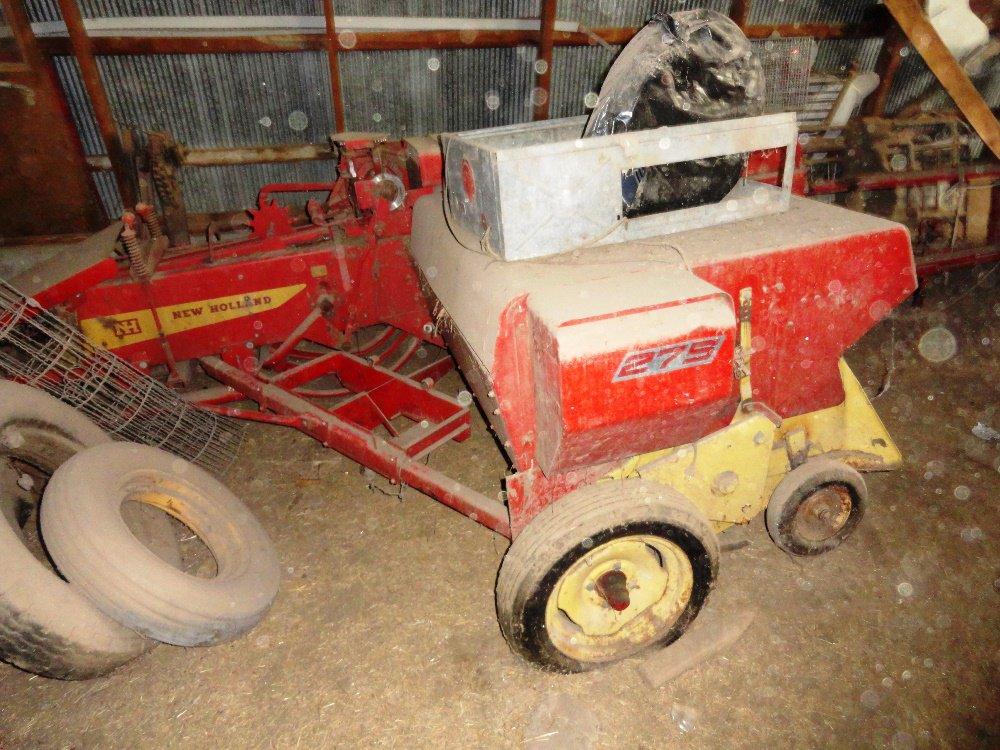 275 NH Wire Tire Baler, PTO