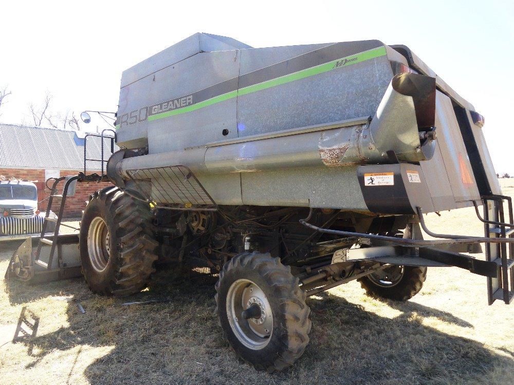 Gleaner 5052 R50 Combine (#3), 3422 Eng Hrs. (SN:R50K003296H899)